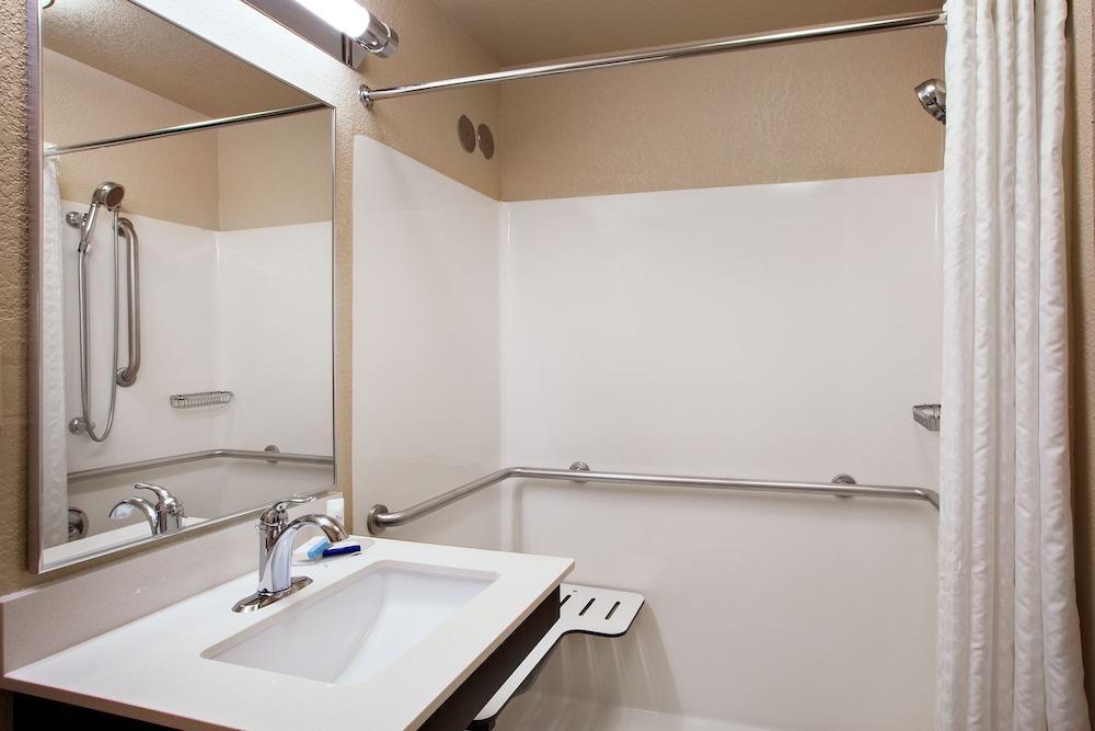 Candlewood Suites Medford By Ihg Kültér fotó