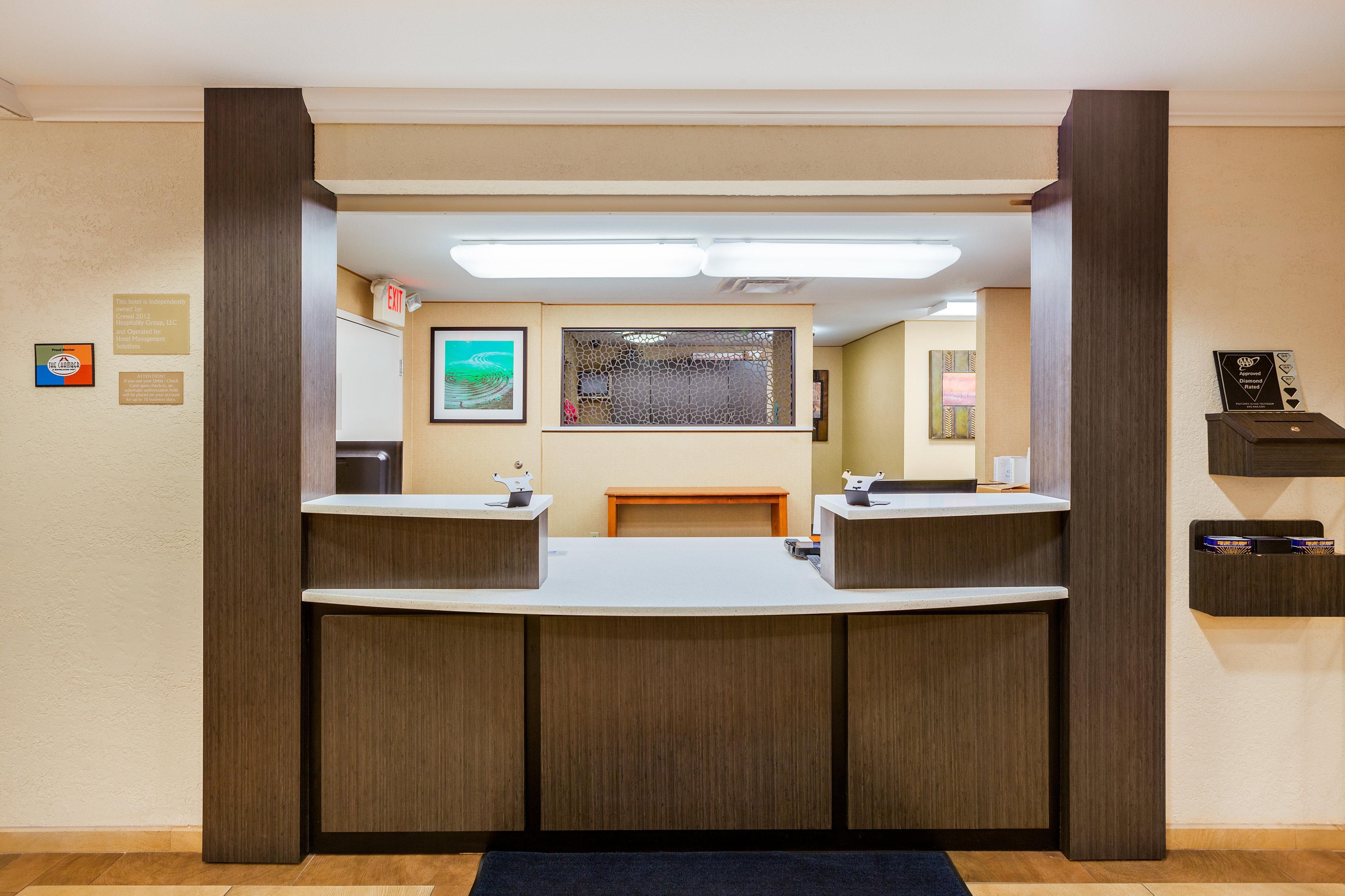Candlewood Suites Medford By Ihg Kültér fotó