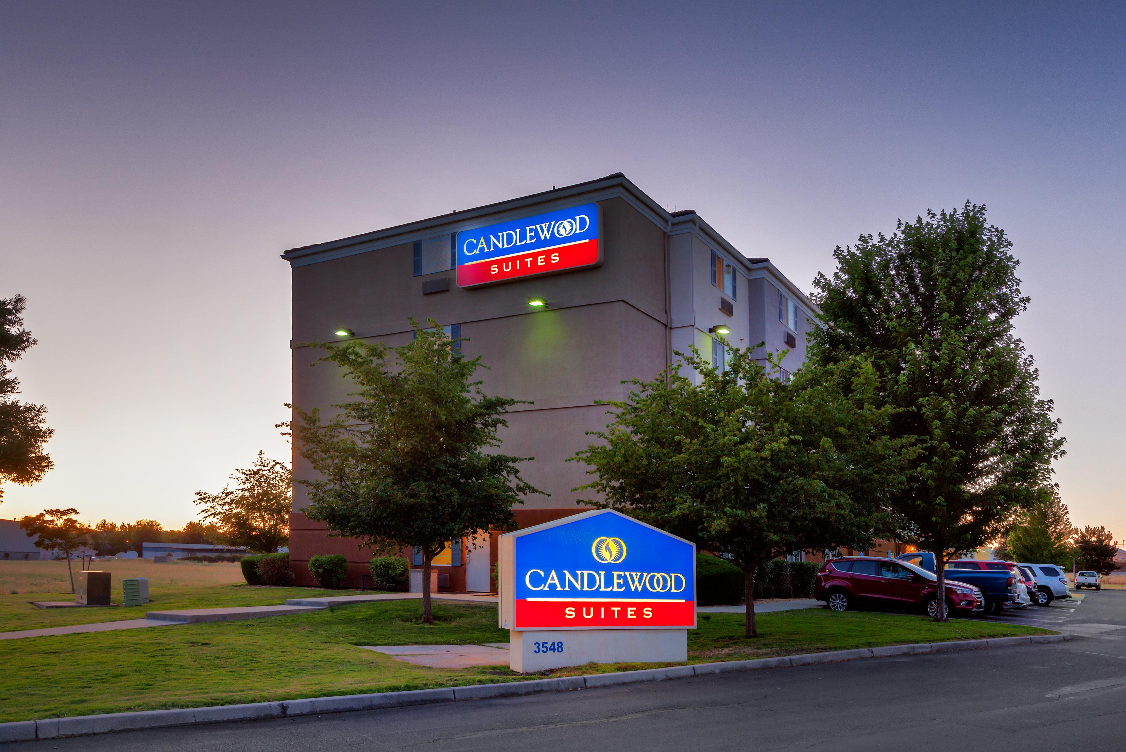 Candlewood Suites Medford By Ihg Kültér fotó