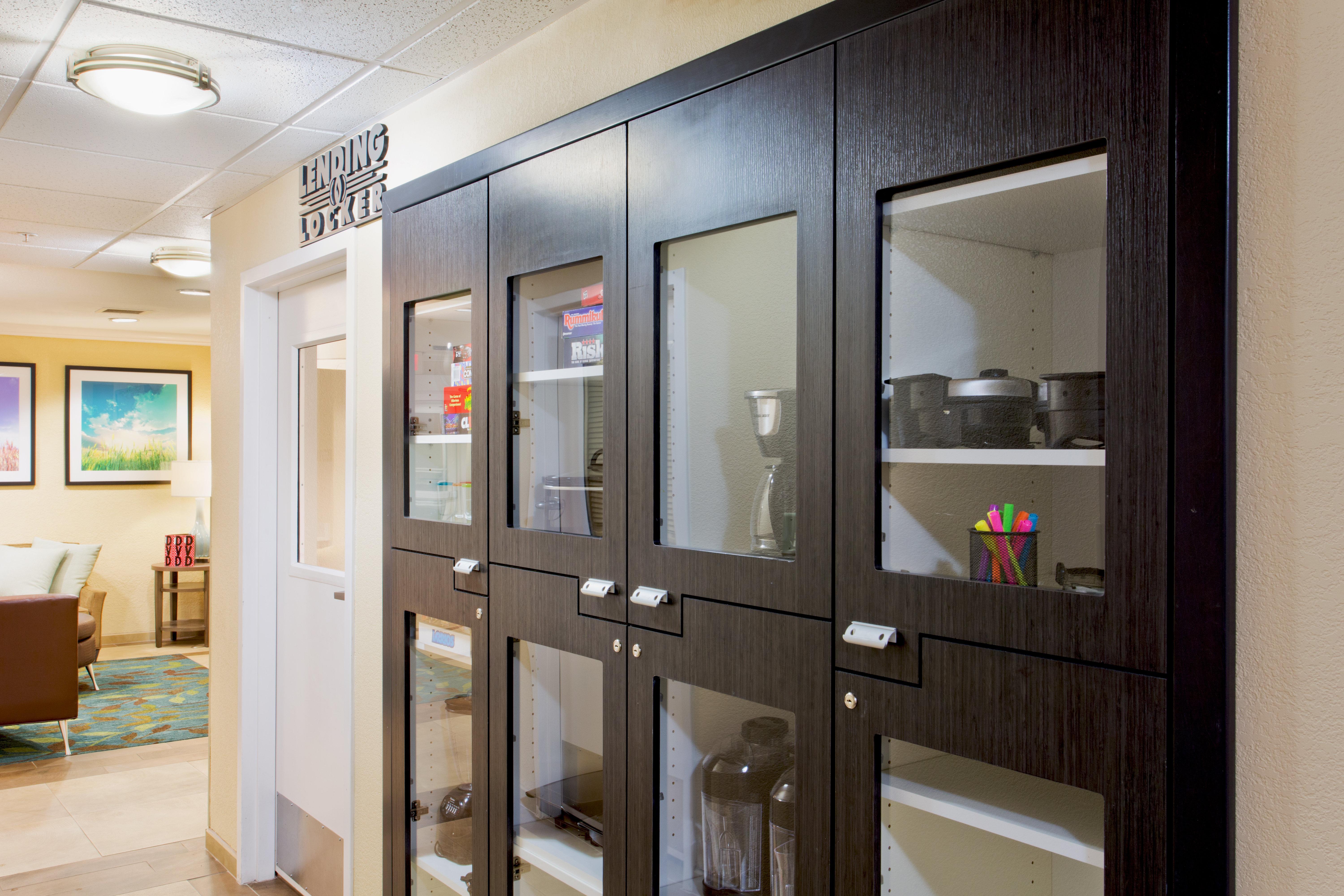 Candlewood Suites Medford By Ihg Kültér fotó