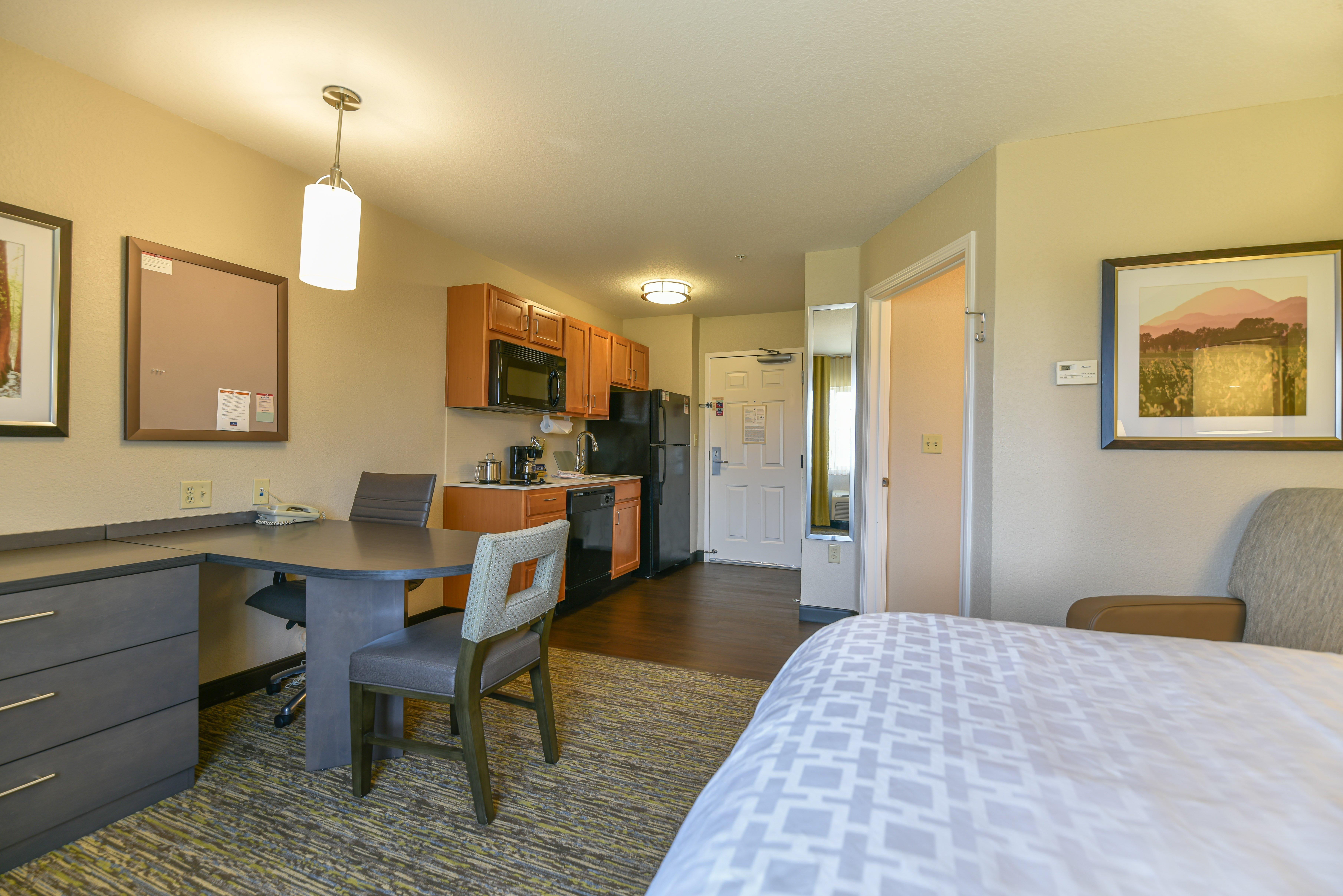 Candlewood Suites Medford By Ihg Kültér fotó