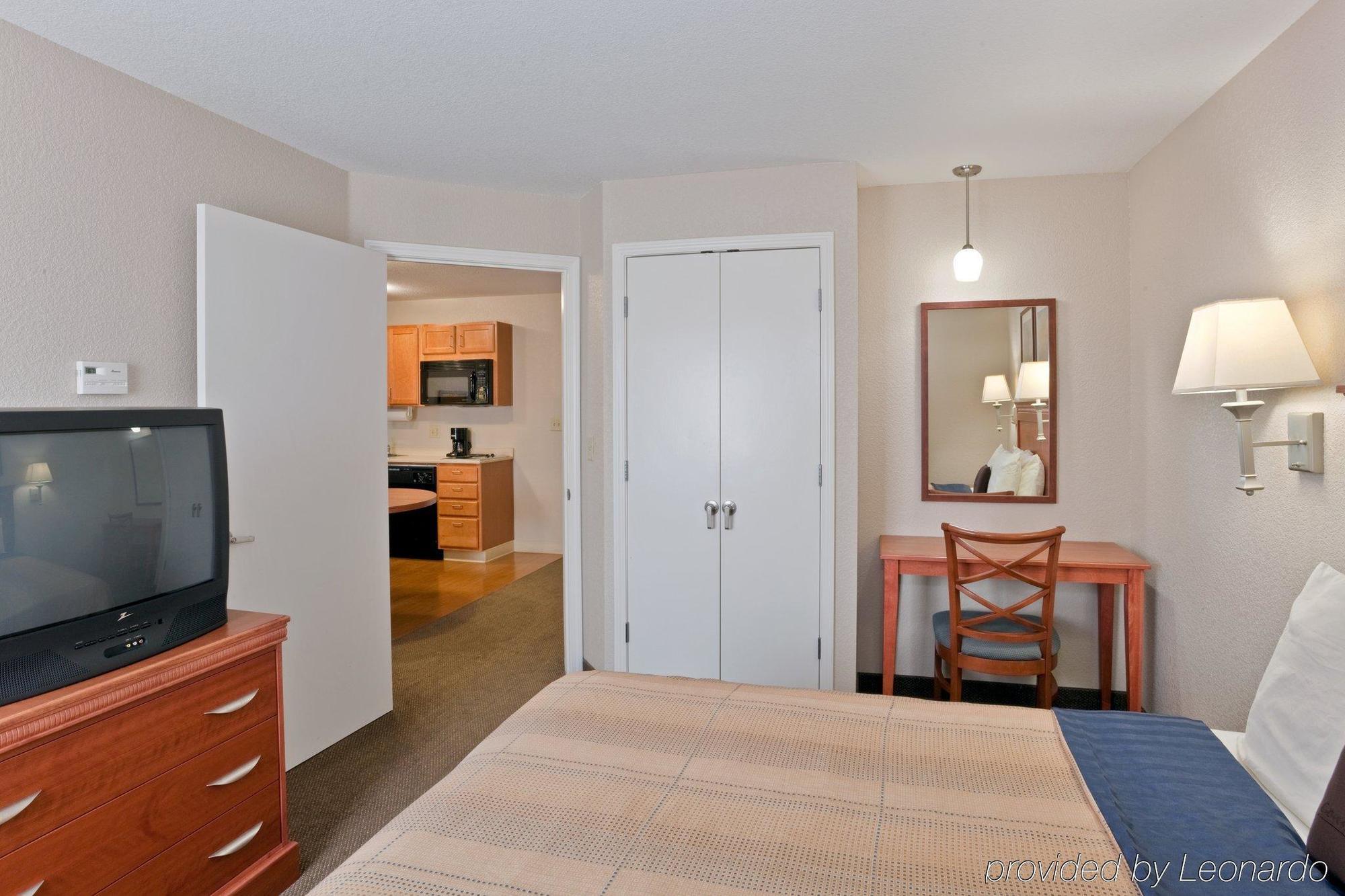 Candlewood Suites Medford By Ihg Kültér fotó